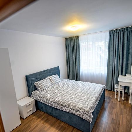 Apartament 3 Camere Royal 布拉索夫 外观 照片