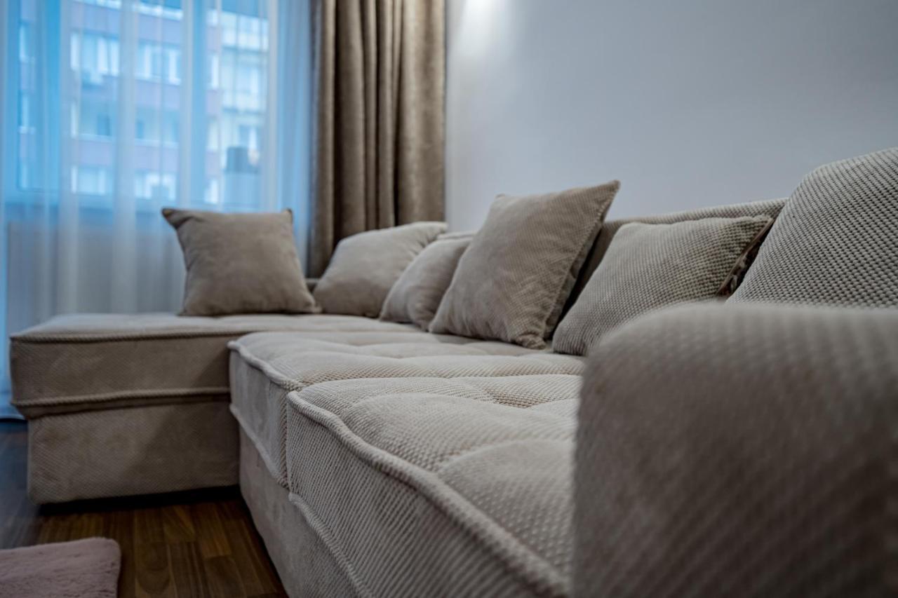 Apartament 3 Camere Royal 布拉索夫 外观 照片