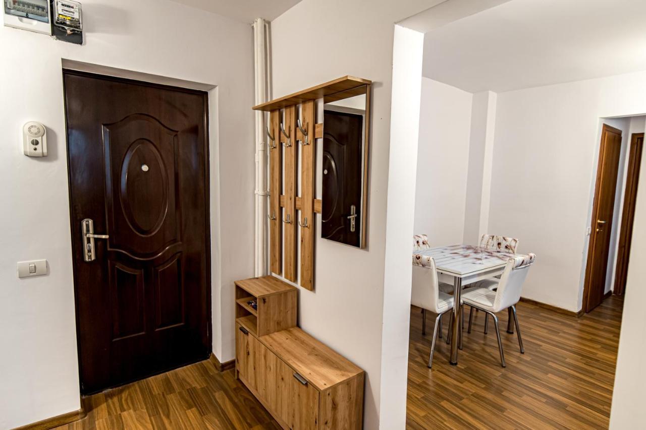 Apartament 3 Camere Royal 布拉索夫 外观 照片